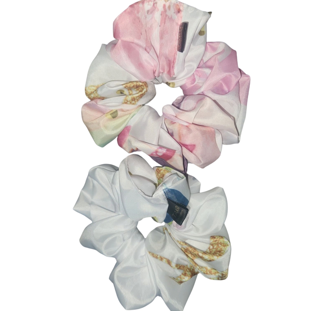 Tart Collections Pink and White Floral Hair Scrunchie. - Picture 5 of 12